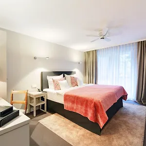 Otel Admiral, Münih